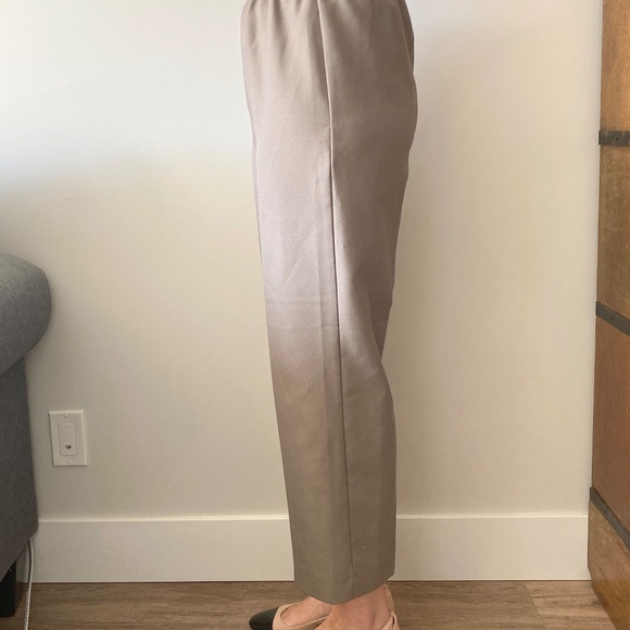 Vintage High Rise Trousers, khaki beige. Elastic. Like-new condition, M - Picture 3 of 6